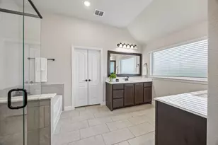 1005 Longbow Ln, Crowley, TX 76036 - Photo 21