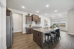 1005 Longbow Ln, Crowley, TX 76036 - Photo 11