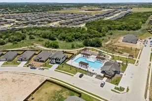 1005 Longbow Ln, Crowley, TX 76036 - Photo 35