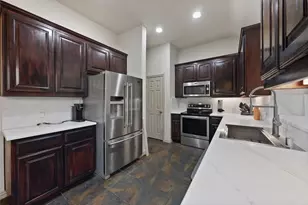 10232 Olivia Dr, McKinney, TX 75072 - Photo 9