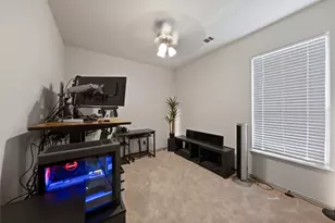 10232 Olivia Dr, McKinney, TX 75072 - Photo 17