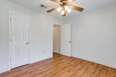 111 Bentley Drive, Joshua, TX 76058 - Photo 13
