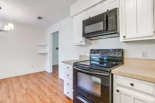 111 Bentley Dr, Joshua, TX 76058 - Photo 7