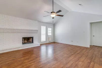 111 Bentley Drive, Joshua, TX 76058 - Photo 3