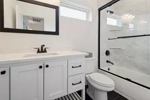 1805 Nomas St, Dallas, TX 75212 - Photo 21