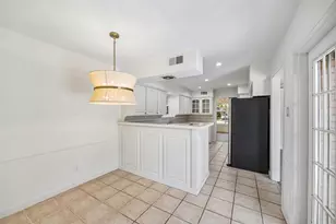 3566 Princess Ln, Dallas, TX 75229 - Photo 11