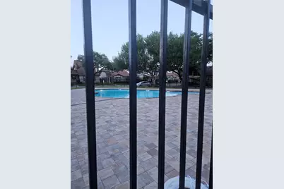 2066 Embassy Way, Carrollton, TX 75006 - Photo 29