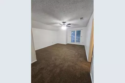 2066 Embassy Way, Carrollton, TX 75006 - Photo 13