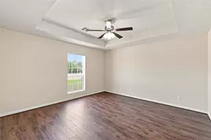 204 Raven Ridge Ct, Lacy Lakeview, TX 76705 - Photo 13