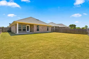 204 Raven Ridge Ct, Lacy Lakeview, TX 76705 - Photo 15