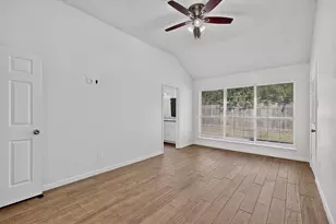 5205 Livermore Dr, Arlington, TX 76017 - Photo 15