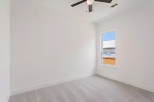 204 Third St, Hillsboro, TX 76645 - Photo 17
