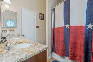 2910 Spinner Ln, Grand Prairie, TX 75052 - Photo 17
