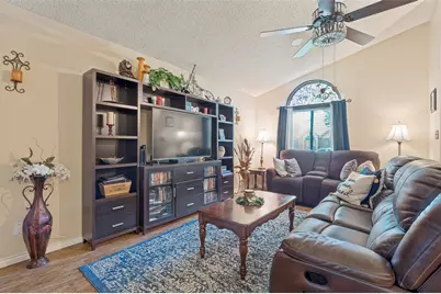 2910 Spinner Lane, Grand Prairie, TX 75052 - Photo 5