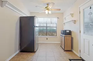 2910 Spinner Ln, Grand Prairie, TX 75052 - Photo 11