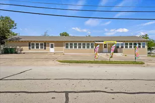 652 Meadow Park Dr, White Settlement, TX 76108 - Photo 1