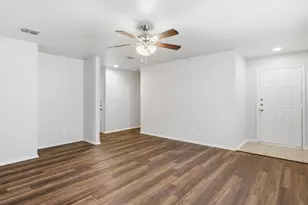 1132 Boxwood Dr, Crowley, TX 76036 - Photo 15