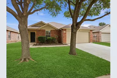 1132 Boxwood Drive, Crowley, TX 76036 - Photo 3