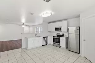 1132 Boxwood Dr, Crowley, TX 76036 - Photo 7