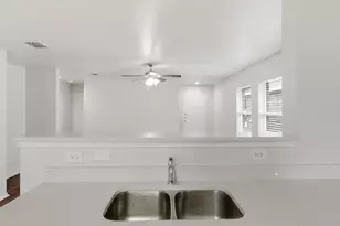 1132 Boxwood Dr, Crowley, TX 76036 - Photo 9
