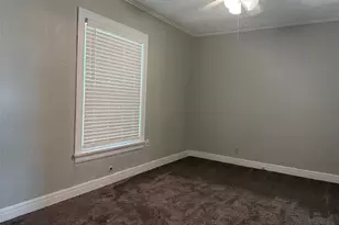 926 Calaveras St, Graham, TX 76450 - Photo 9