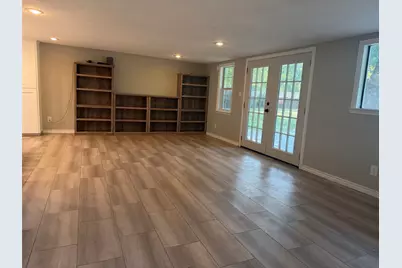 926 Calaveras Street, Graham, TX 76450 - Photo 5