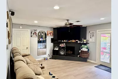 7508 S College Circle, North Richland Hills, TX 76180 - Photo 5