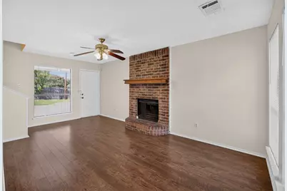 5719 Red Cactus Court, Arlington, TX 76017 - Photo 5