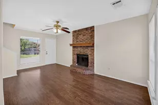 5719 Red Cactus Ct, Arlington, TX 76017 - Photo 5