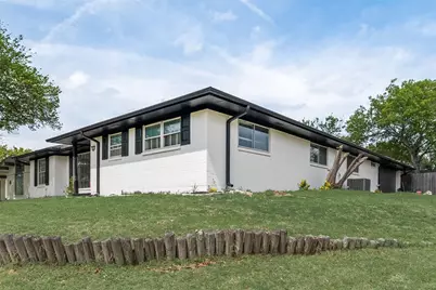 10823 Meadowcliff Lane, Dallas, TX 75238 - Photo 31