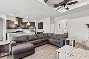 632 Steerman Ct, Saginaw, TX 76179 - Photo 5