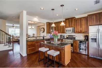 1531 Biltmore Lane, Irving, TX 75063 - Photo 7