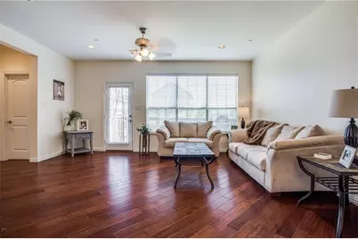 1531 Biltmore Lane, Irving, TX 75063 - Photo 11