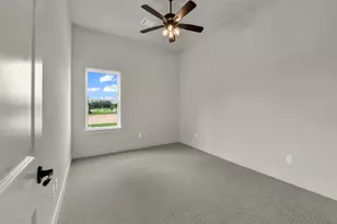 305 Wrangler Ct, Weatherford, TX 76088 - Photo 37