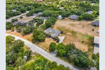 4031 Tortoise Lane, Fort Worth, TX 76135 - Photo 33