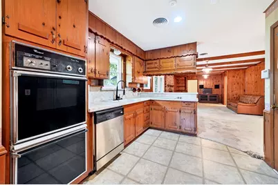 901 Lake Charles Avenue, Fort Worth, TX 76103 - Photo 15