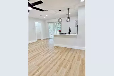 633 Cimarron Trace, Grand Prairie, TX 75051 - Photo 5