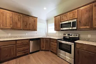 219 Clover Cir, Weatherford, TX 76086 - Photo 7