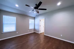 219 Clover Cir, Weatherford, TX 76086 - Photo 9