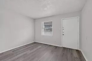 3411 Judge Dupree Dr, Dallas, TX 75241 - Photo 3