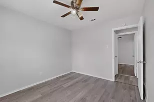 3411 Judge Dupree Dr, Dallas, TX 75241 - Photo 23