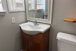 1007 Shaw St, Dallas, TX 75212 - Photo 15