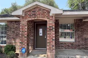 1007 Shaw St, Dallas, TX 75212 - Photo 3