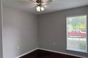 1007 Shaw St, Dallas, TX 75212 - Photo 7