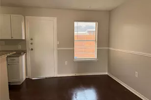 1007 Shaw St, Dallas, TX 75212 - Photo 17