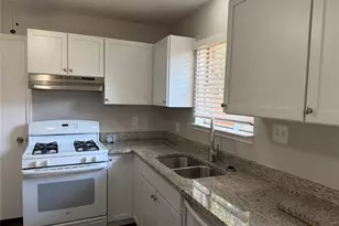 1007 Shaw St, Dallas, TX 75212 - Photo 19