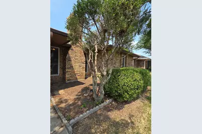 2011 Stradivarius Lane, Carrollton, TX 75007 - Photo 3