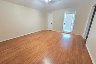 2011 Stradivarius Ln, Carrollton, TX 75007 - Photo 13