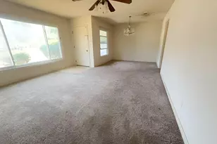 2125 Ridgeview St, Fort Worth, TX 76119 - Photo 5