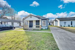412 E Avenue F, Midlothian, TX 76065 - Photo 1